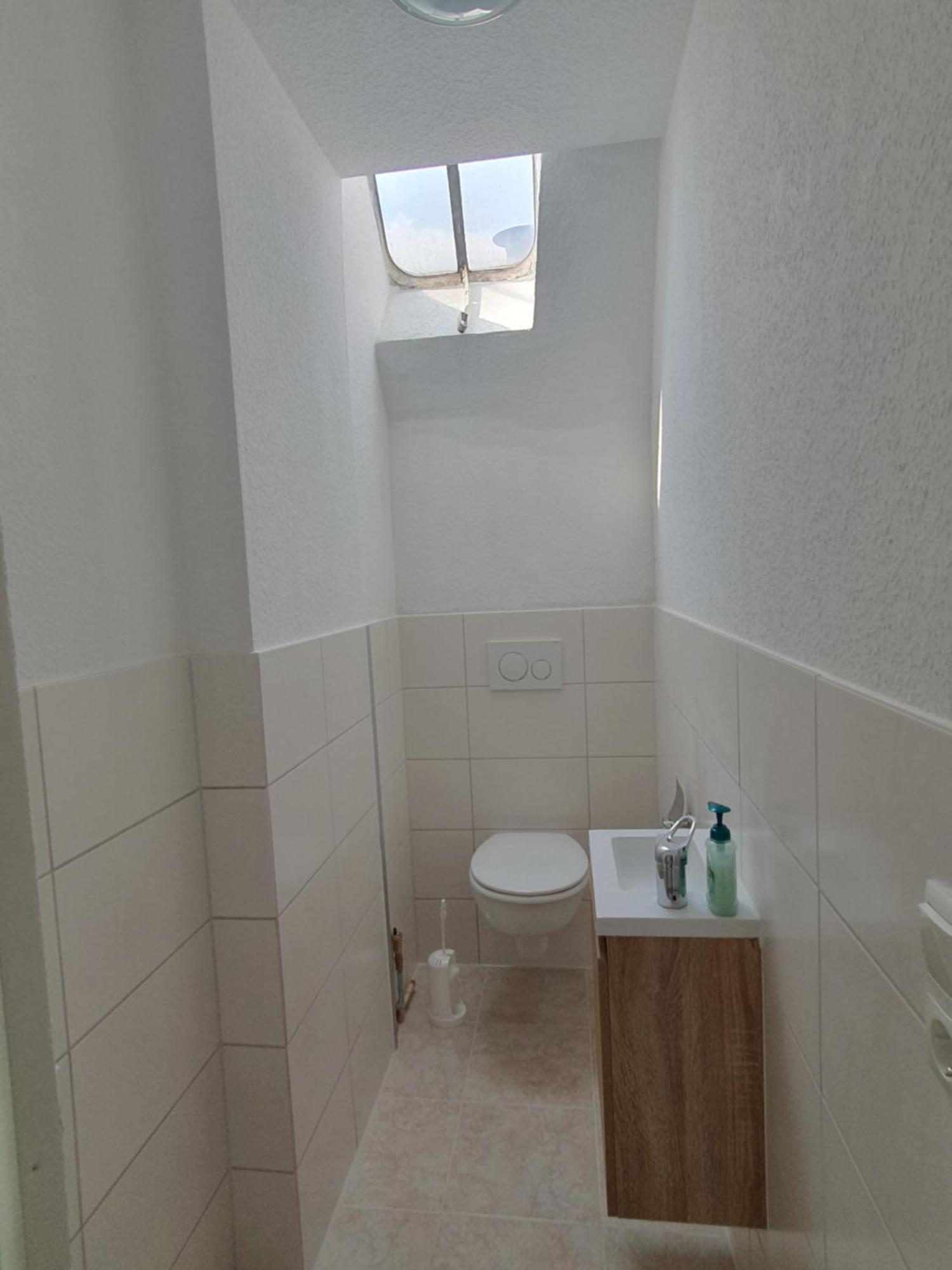 Homestay An Der Universitaetsklinik Mainz. Sehr Zentral *